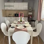Erna Apartamento *