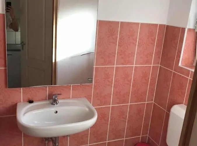 Erna Appartement *